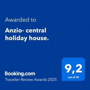 Anzio- central holiday house.